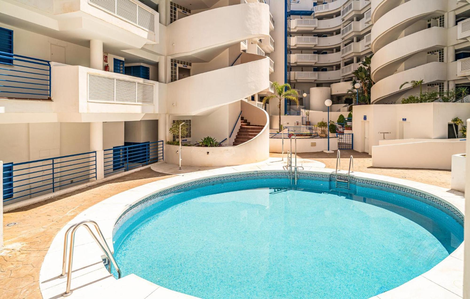Lovely In With Kitchen Benalmadena