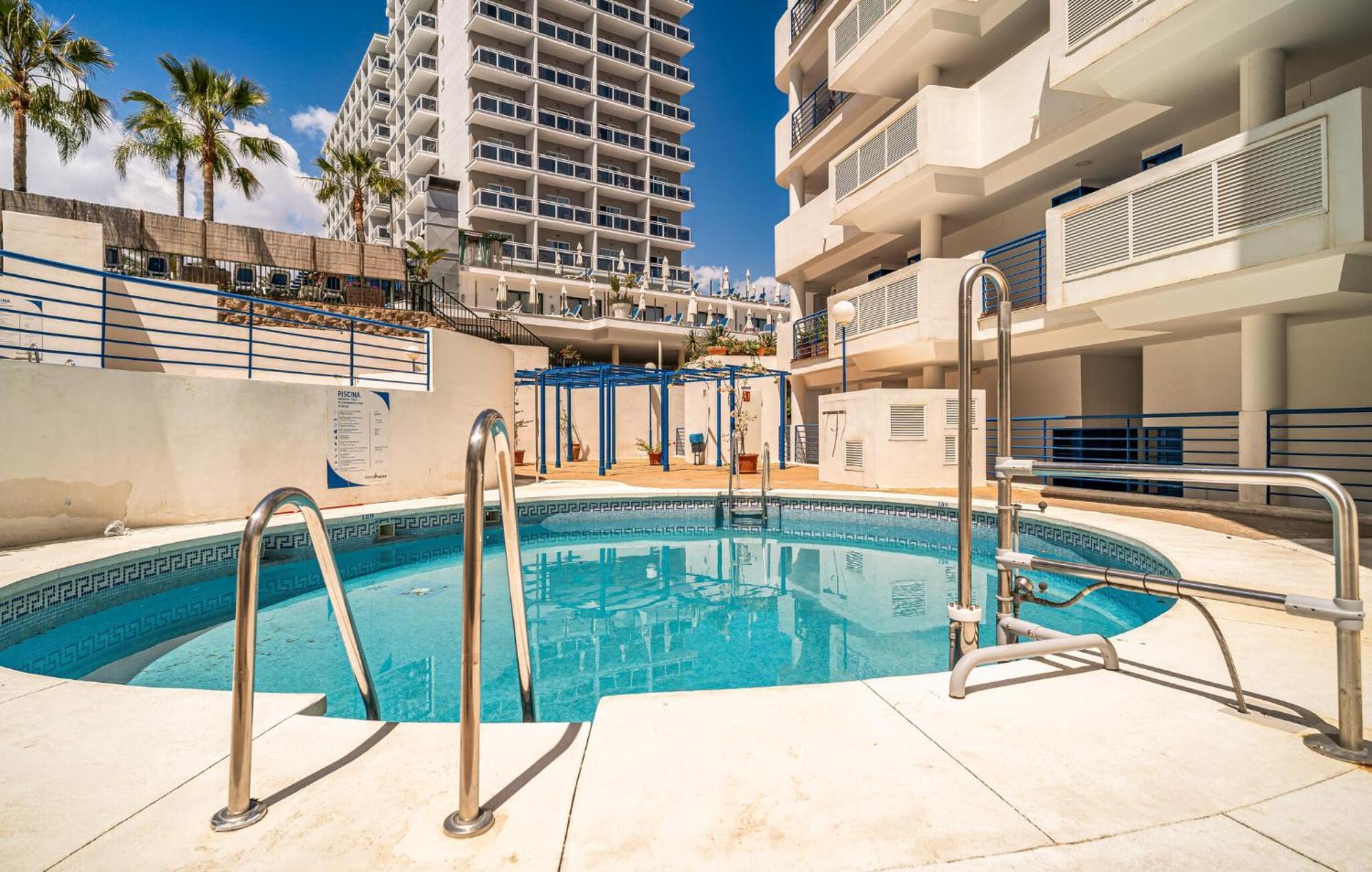 Lovely In With Kitchen Benalmadena